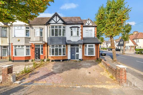 Cromer Road, Hornchurch RM11