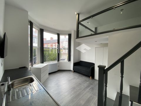 Queens Road, Clarendon Park LE2, Studio to rent