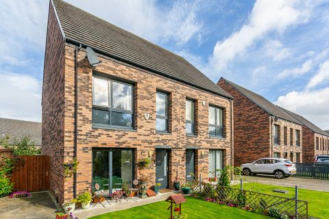 Cleghorn Road, Muirhouse, Edinburgh EH4