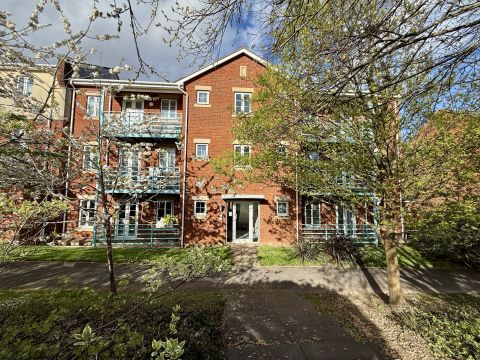 Russell Walk, Exeter EX2