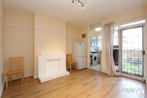 Honeypot Lane, Stanmore HA7