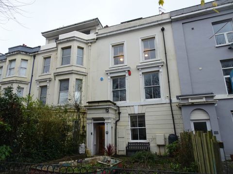 Devonport Road, Stoke, Plymouth PL1
