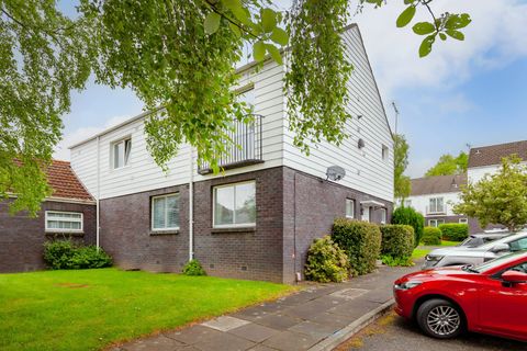 52 Hillpark Wood, Edinburgh EH4