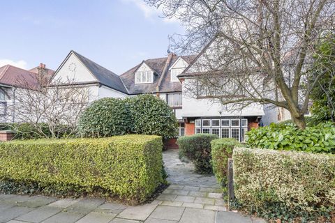 Teignmouth Road Mapesbury London NW2 2 Bed Flat For Sale 495 000 teignmouth-road-mapesbury-london-nw2-2-bed-flat-for-sale-495-000
