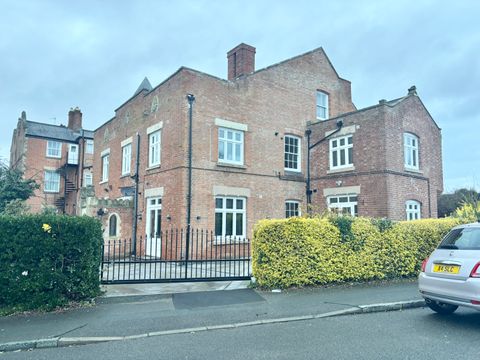 Grenfell Road, Leicester LE2 - More