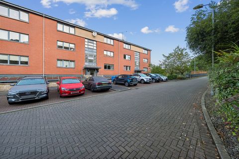 102 Bellwood Street, Flat 6, Shawlands, Glasgow G41