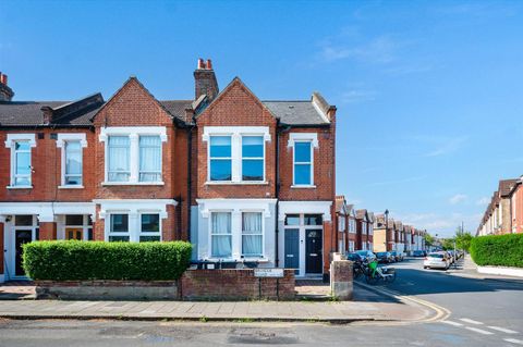 Briscoe Road, Colliers Wood SW19