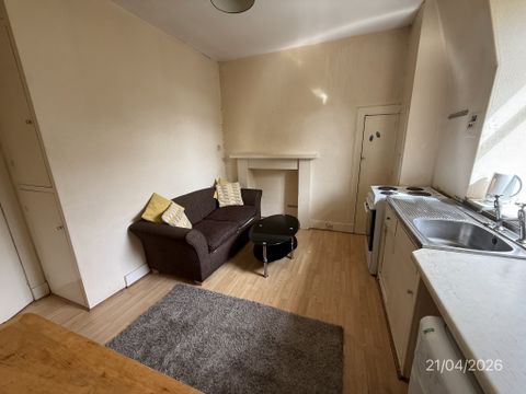Bedford Road, Top Floor Right, Aberdeen AB24