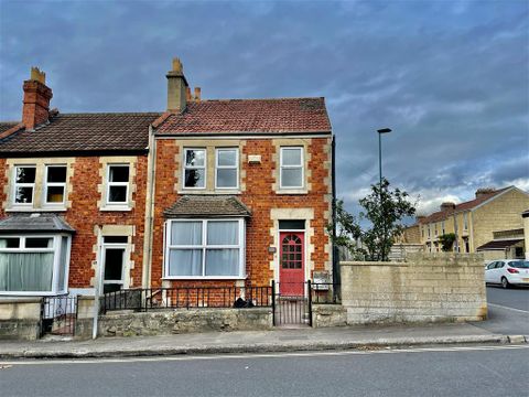 Lymore Avenue, Bath BA2
