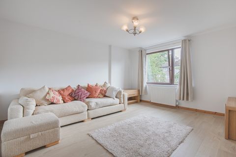 Morrison Drive, Aberdeen AB10