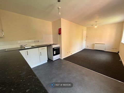 May Court, Nottingham NG5