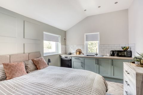 Apartment in Derby, Little Chester - View 2