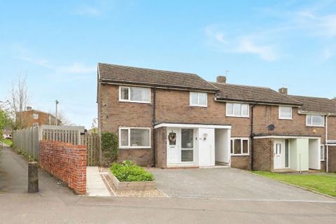 Raeburn Road, Sheffield S14