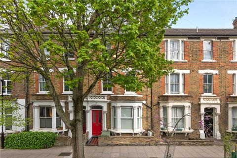 Drayton Park, London N5