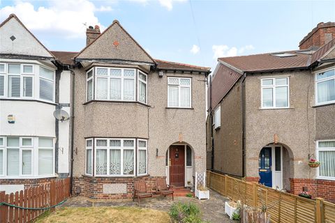 Wickham Crescent, West Wickham BR4, 3 bed end terrace house for sale, £ ...