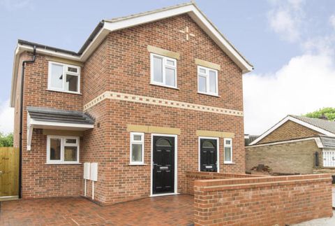 The Elms, Colwick NG4