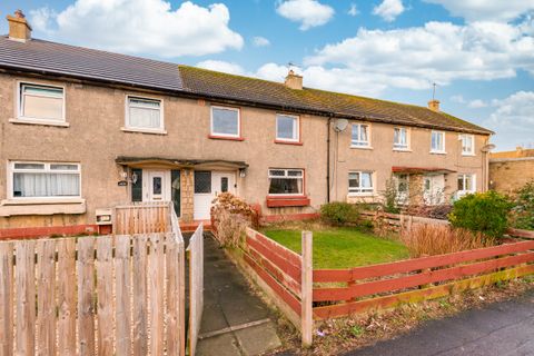 56 Magdalene Drive, Edinburgh EH15