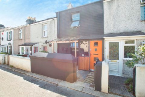 Laira Avenue, Plymouth PL3