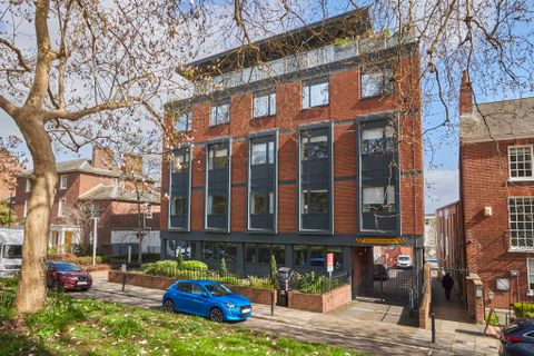 Southernhay East, Exeter EX1