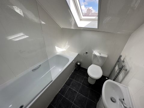 Empress Road L7 - View 2