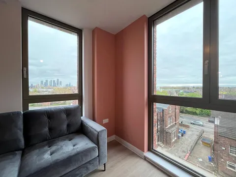 Apartment in Trafford, Old Trafford, Greater Manchester - View 5