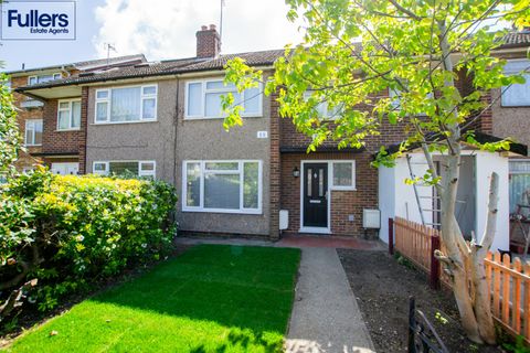 Cunningham Avenue, Enfield EN3