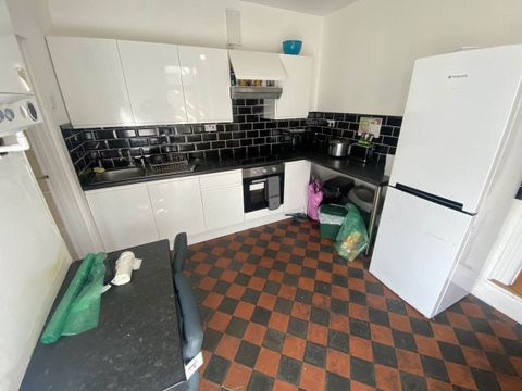 Bryn Y Mor Crescent, Uplands, Swansea SA1 - Więcej