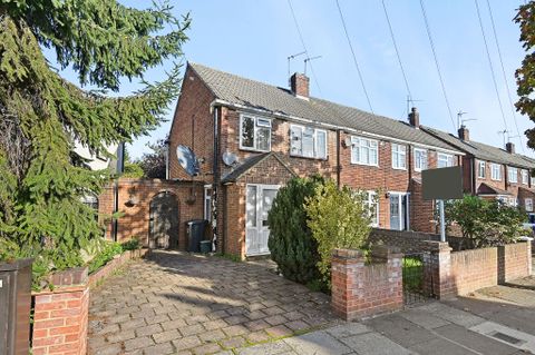 Ferrymead Avenue, Greenford UB6