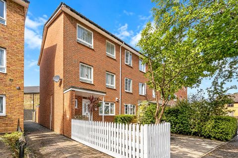 Wilkinson Way, Chiswick W4