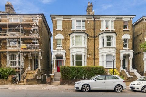 Hillmarton Road, Holloway, London N7