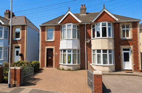 Ladysmith Road, Plymouth PL4