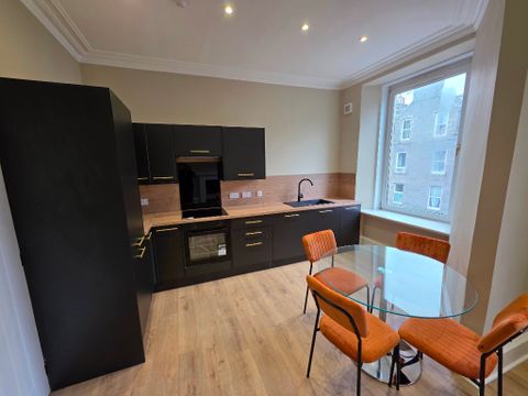 Northfield Place, Rosemount, Aberdeen AB25