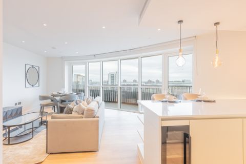 White City Living, Cassini Apartments, Cascade Way, White City W12