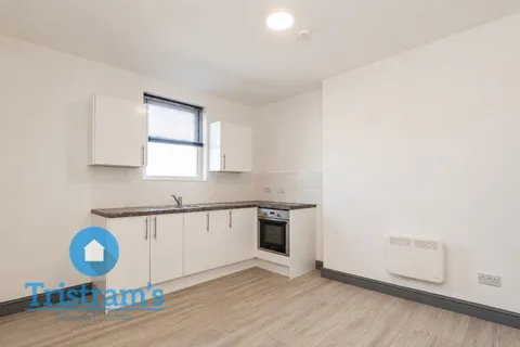 Nottingham Road, Eastwood NG16 - View 5