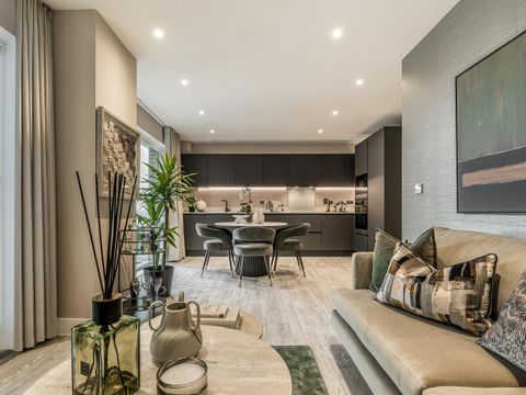 Capital Interchange Way, Brentford TW8, New home