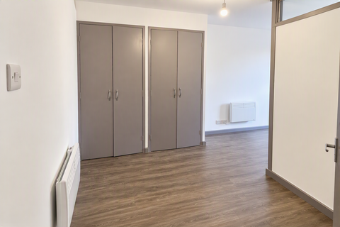 Holyhead Road, Birmingham B21, Studio to rent