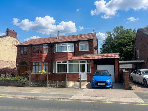 Canal Bank, Eccles M30