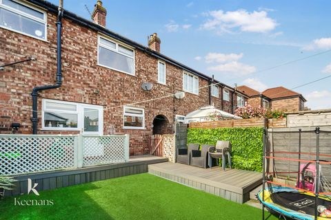 Cemetery Road South, Swinton, Manchester M27 - View 2