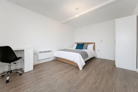 13 Fargate, Sheffield, South Yorkshire S1, Room to rent