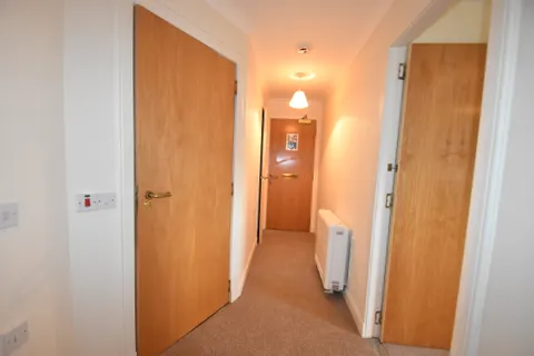 Apartment in Edinburgh, Roseburn - View 5