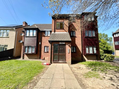 St James Court, Willenhall, Coventry CV3