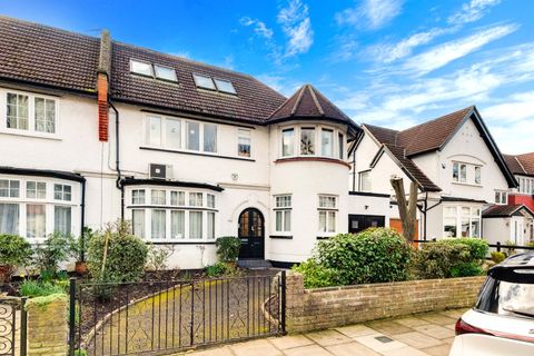 Arden Road, London N3