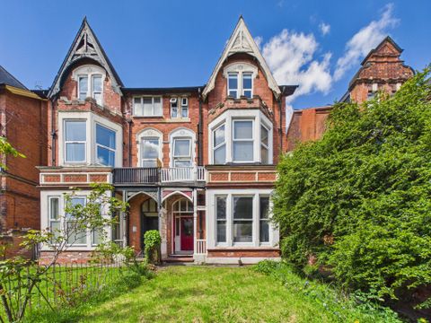 Mansfield Road, Carrington, Nottingham NG5