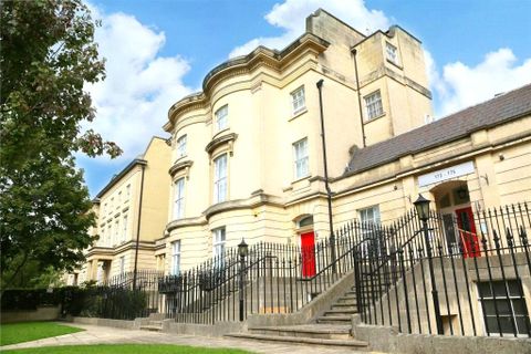 Kings Road, Reading, Berkshire RG1