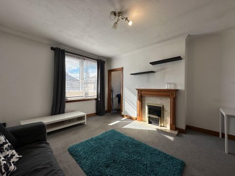 Tullos Crescent, Aberdeen AB11
