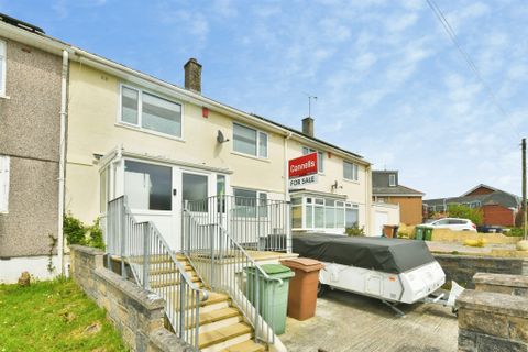 Stirling Road, Plymouth PL5