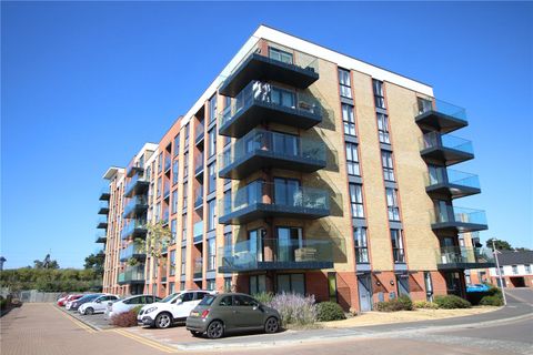 Oscar Wilde Road, Reading, Berkshire RG1