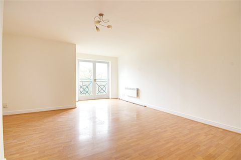 Webley Court, Sten Close, Enfield, Middlesex EN3