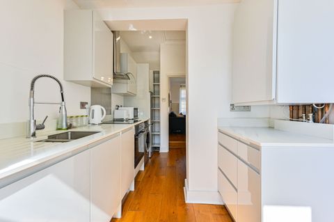 Fitzneal Street, East Acton, London W12, Studio for sale