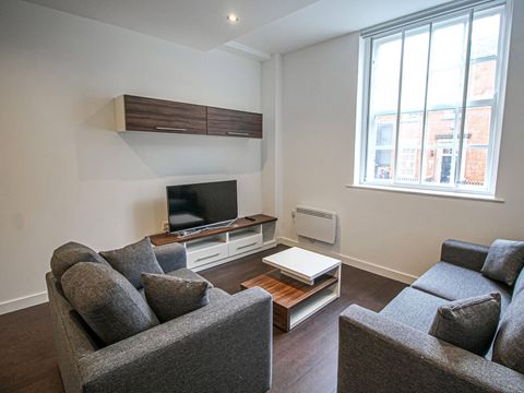 Apt 4, Park Square Residence #487527 LS1